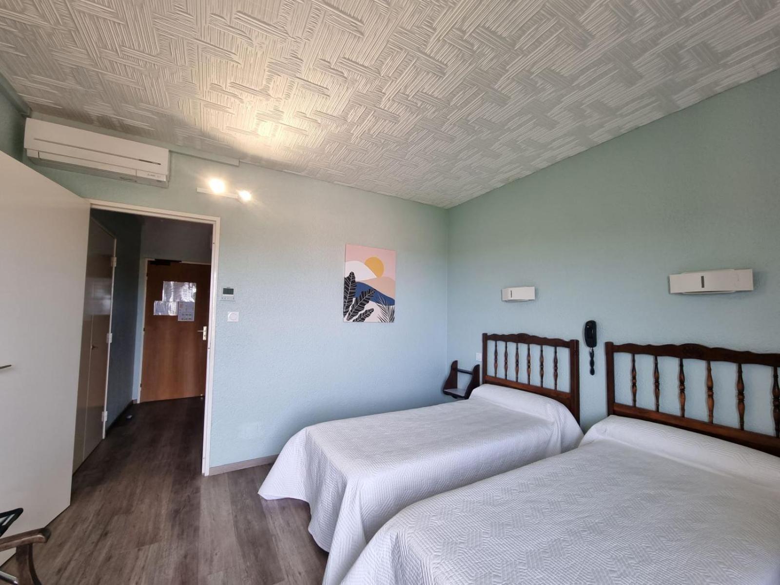 Hotel Ambeille Vue Mer كولِيورْ المظهر الخارجي الصورة