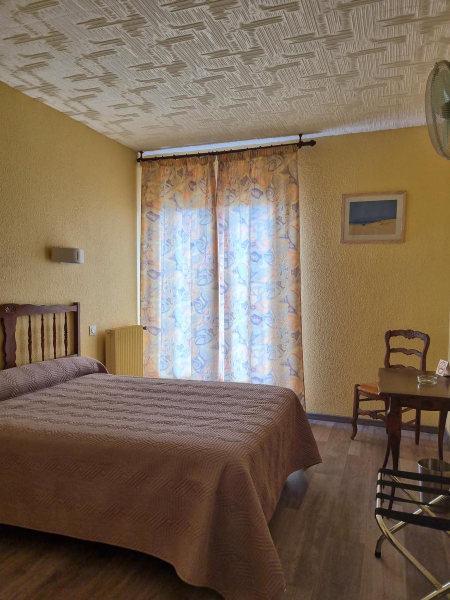 Hotel Ambeille Vue Mer كولِيورْ المظهر الخارجي الصورة